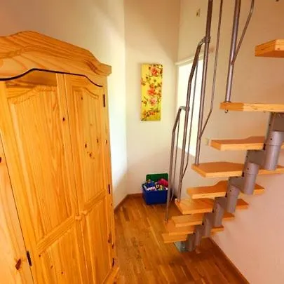 Iris Auf Hof Stallegg *